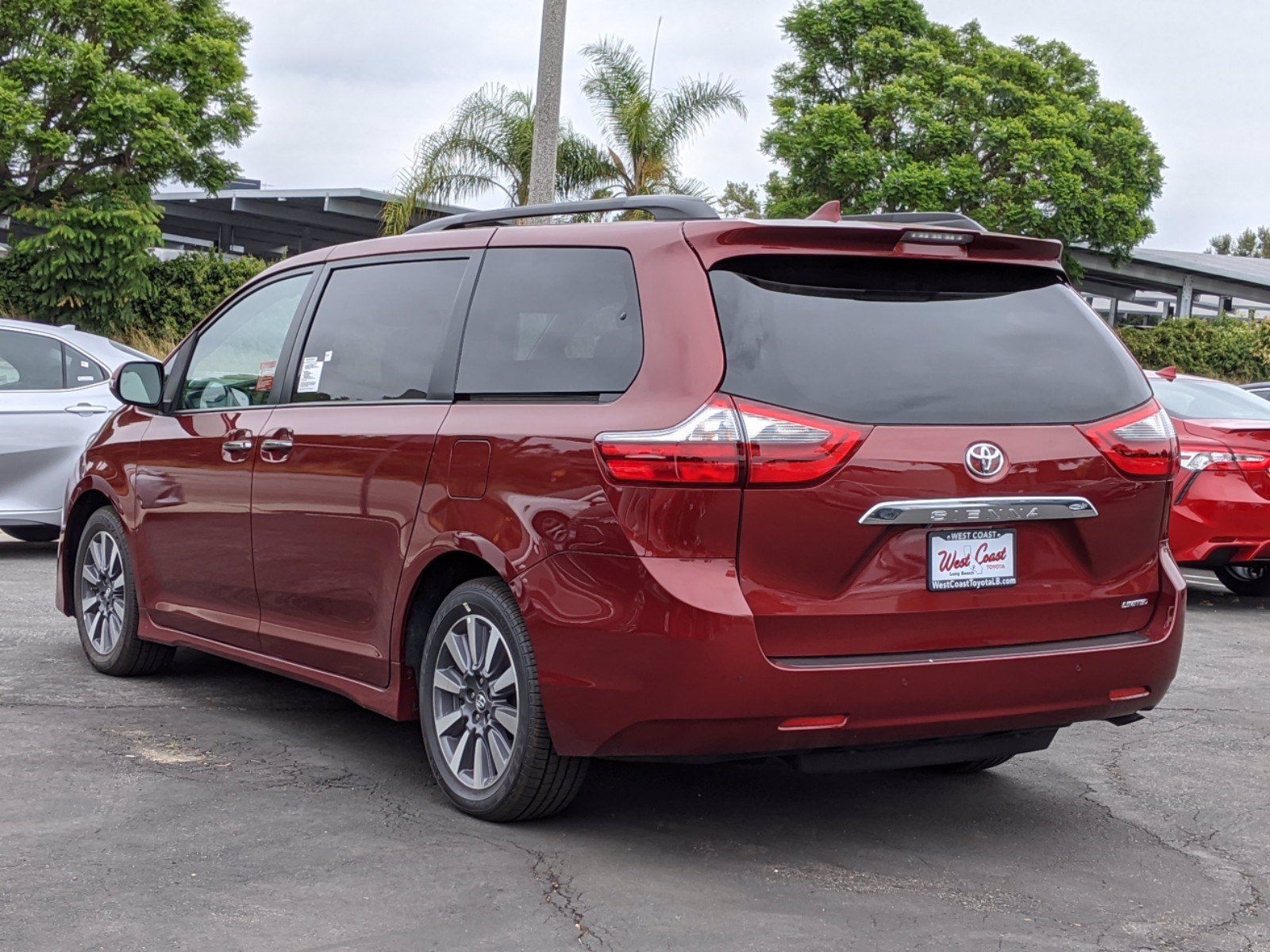 New 2020 Toyota Sienna Limited Premium Mini-van, Passenger in Long ...