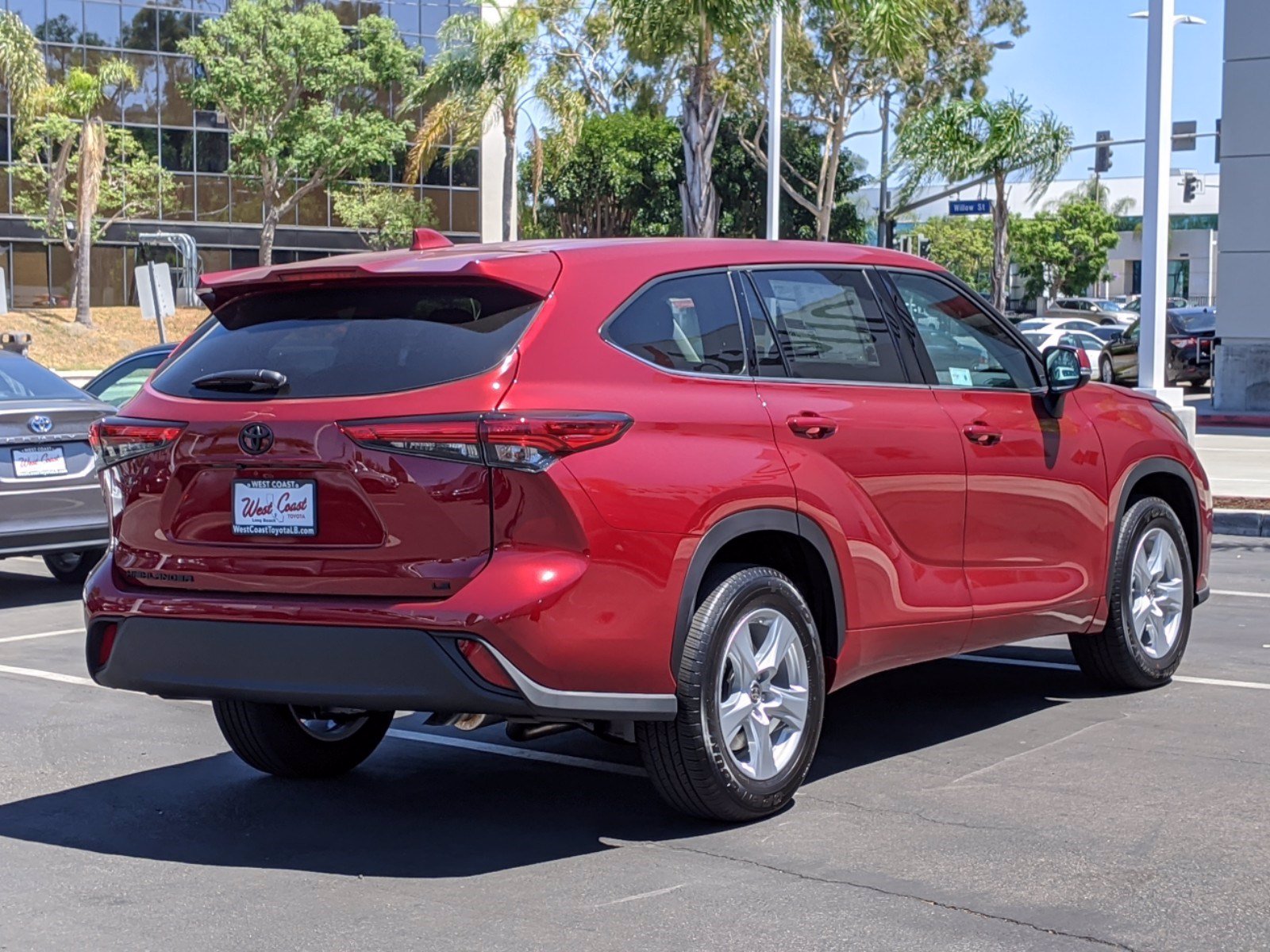 New 2020 Toyota Highlander LE Sport Utility in Long Beach #13780 | West ...