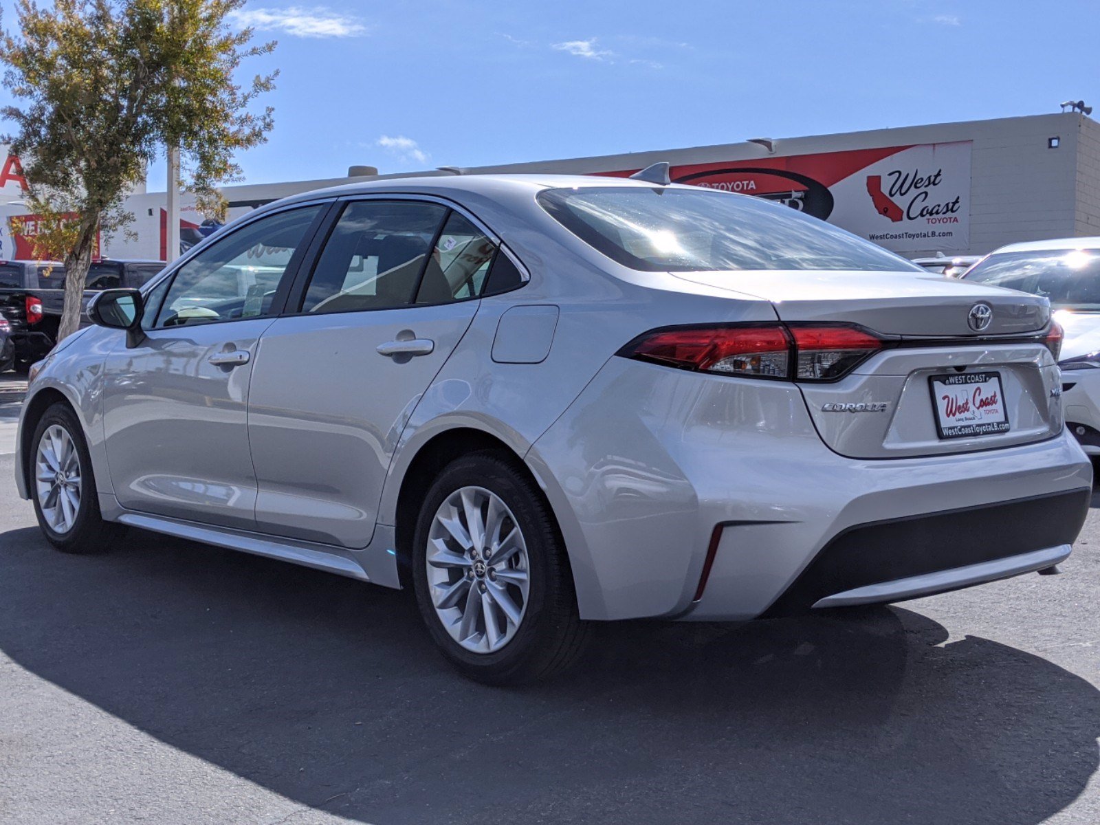 New 2020 Toyota Corolla XLE 4dr Car in Long Beach #13546 | West Coast ...